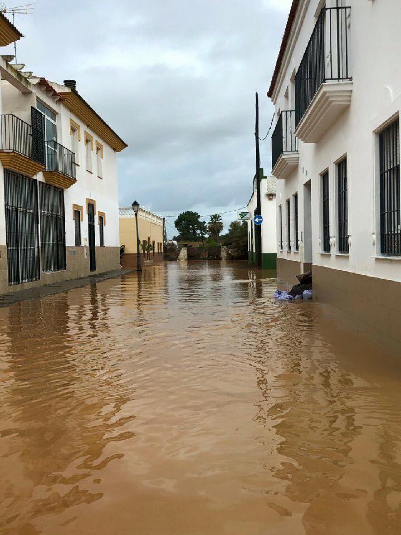 El Consorcio de Bomberos registra numerosas incidencias a causa de las fuertes lluvias